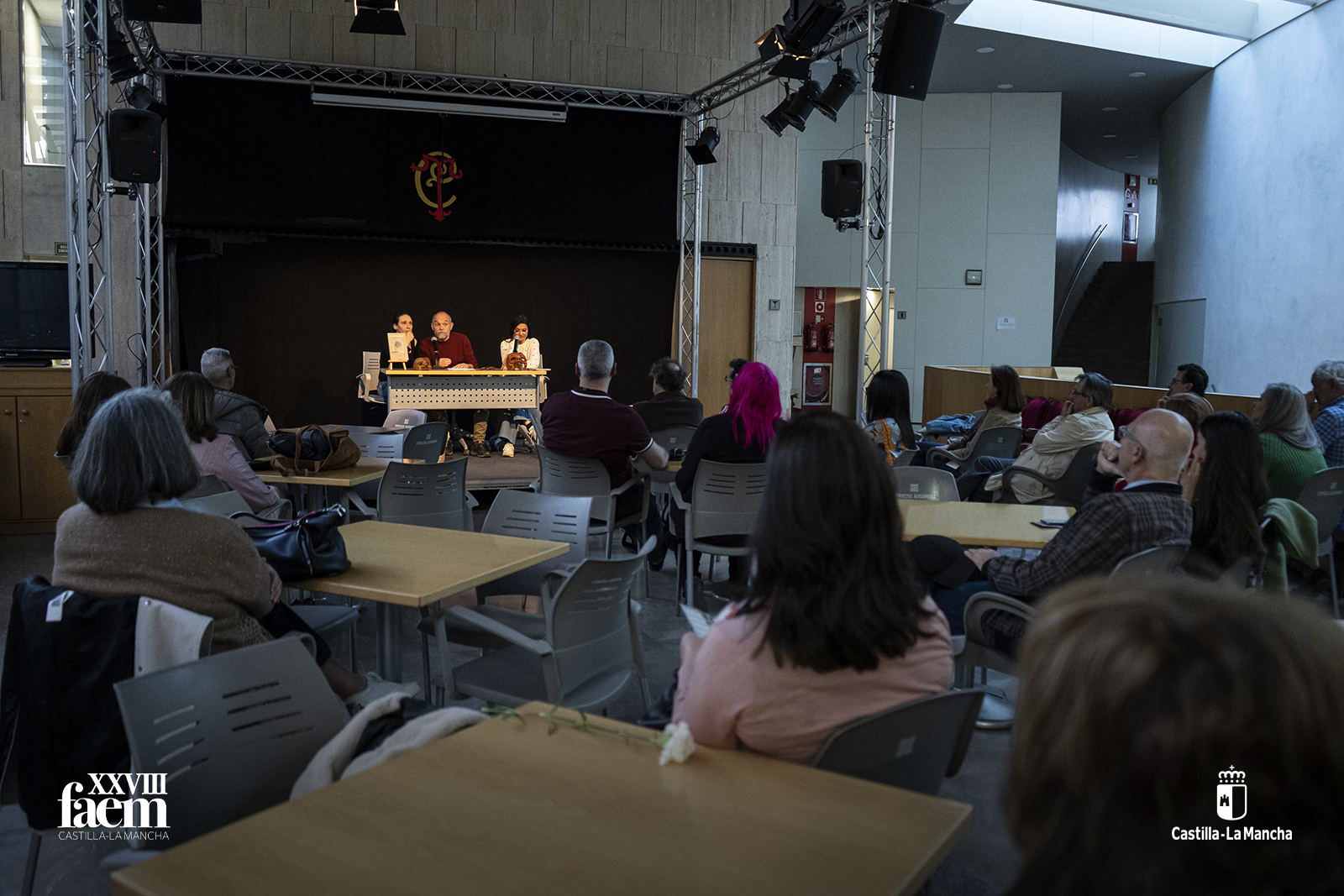 09-PresentacionLibro-LaVidaesJuego-FAEMCLM