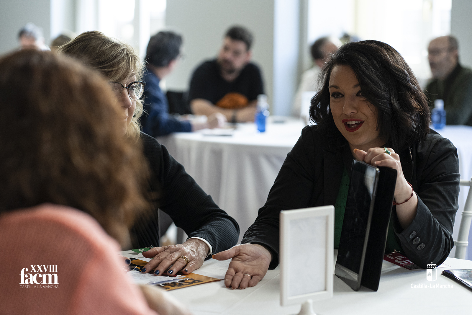 09-RuedaNegocios-FAEMCLM