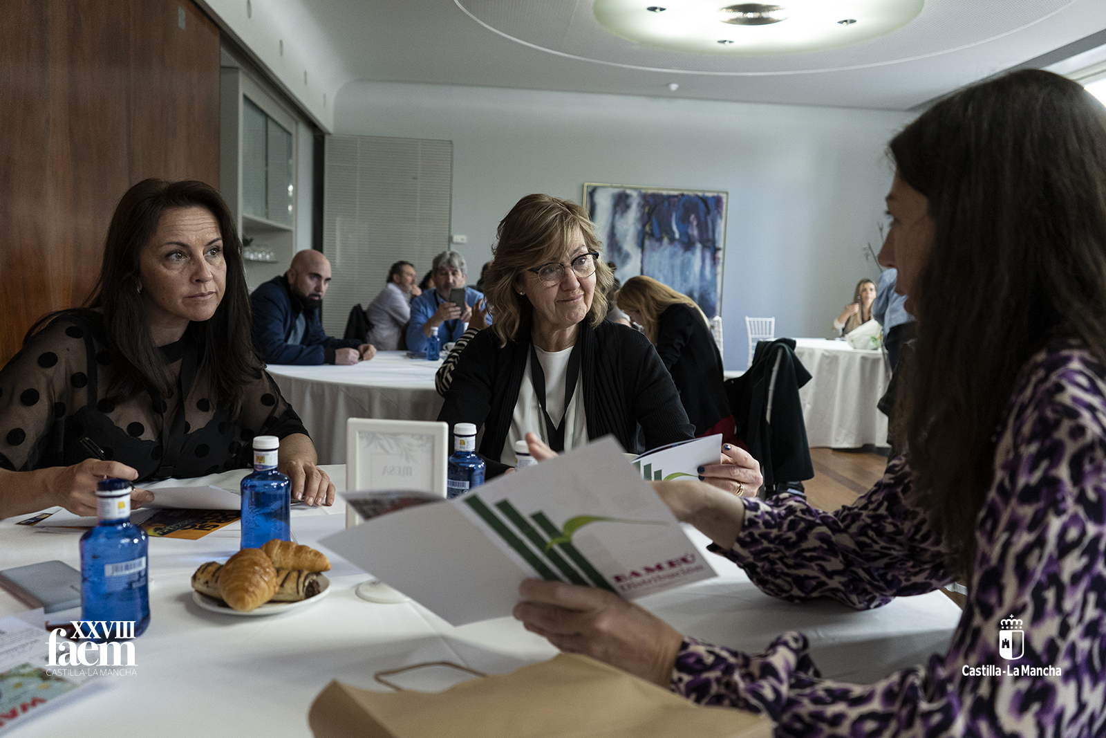 11-RuedaNegocios-FAEMCLM